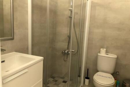 Kings Palace - Superb 2 Bed Ground Floor Apartment Paphos Luaran gambar