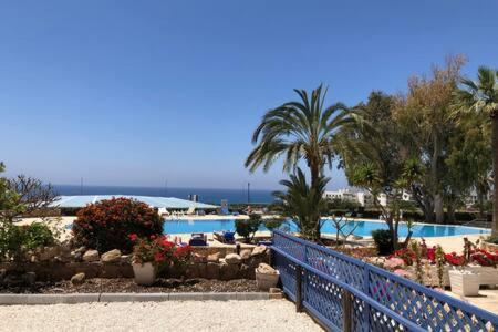 Kings Palace - Superb 2 Bed Ground Floor Apartment Paphos Luaran gambar