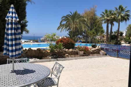 Kings Palace - Superb 2 Bed Ground Floor Apartment Paphos Luaran gambar