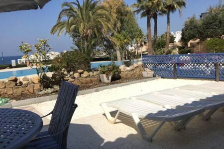 Kings Palace - Superb 2 Bed Ground Floor Apartment Paphos Luaran gambar